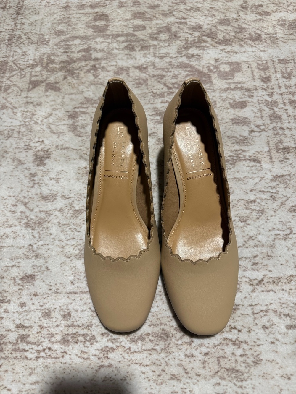 LC Lauren Conrad Beige Scalloped Edge Pumps